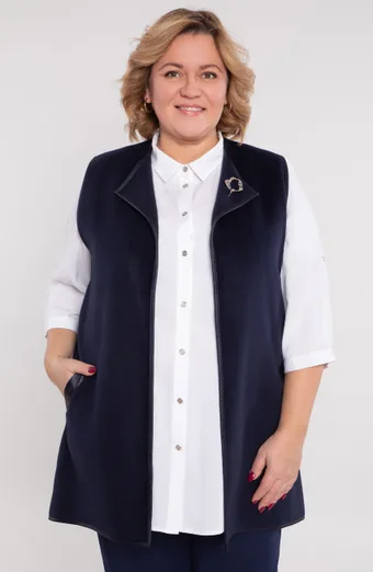 Cienka czarna kamizelka z broszką